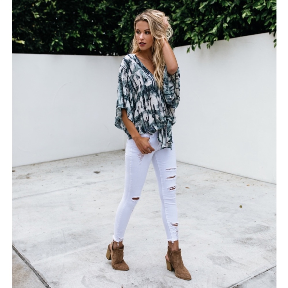 Vici Cactus tie top